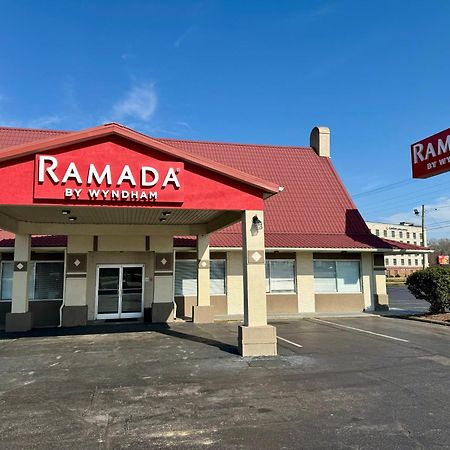 Ramada By Wyndham Lumberton Hotel Buitenkant foto