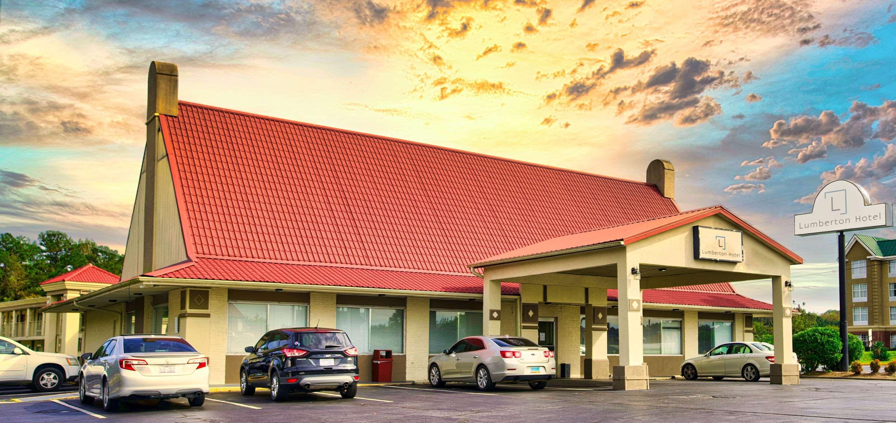 Ramada By Wyndham Lumberton Hotel Buitenkant foto