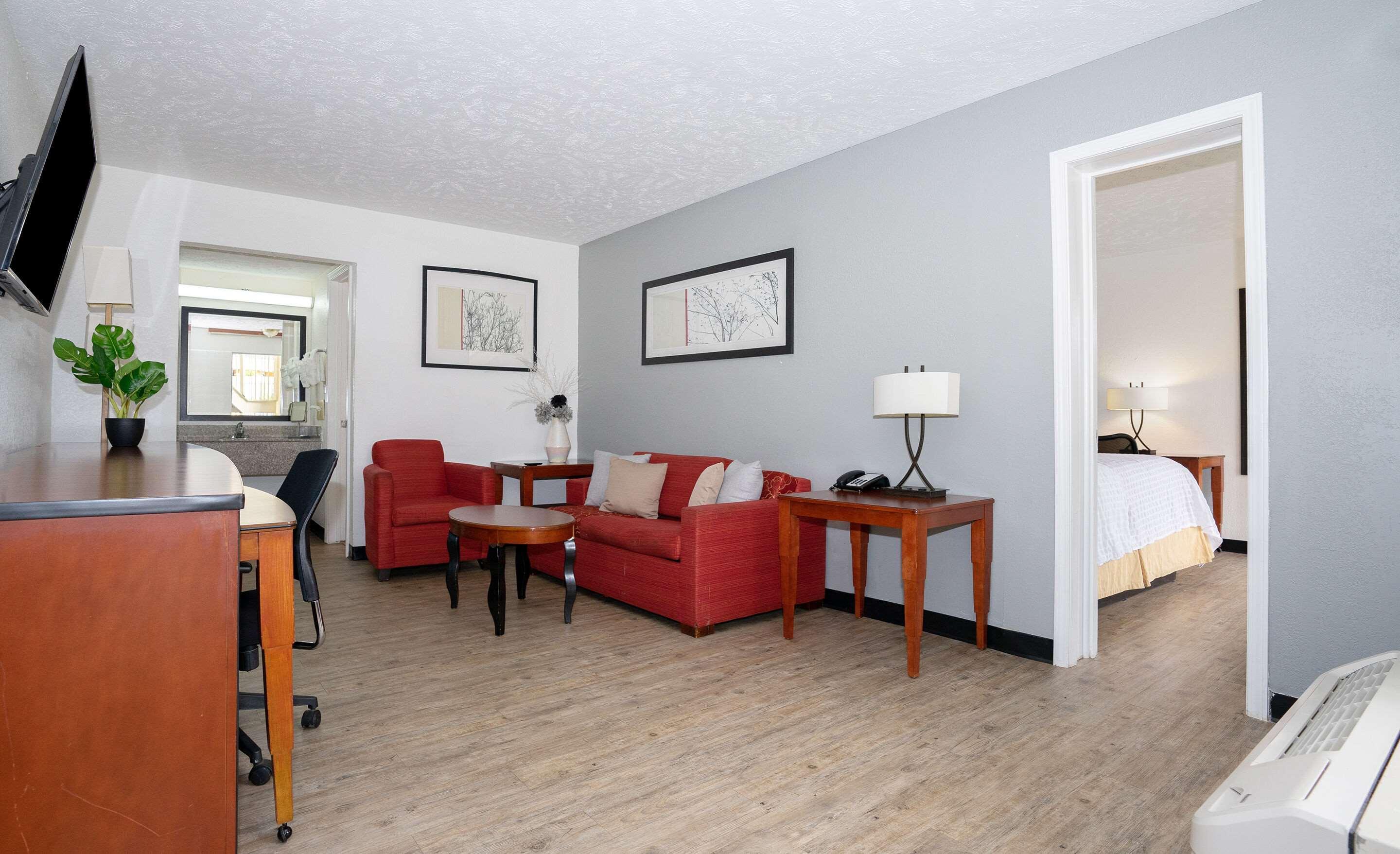 Ramada By Wyndham Lumberton Hotel Buitenkant foto